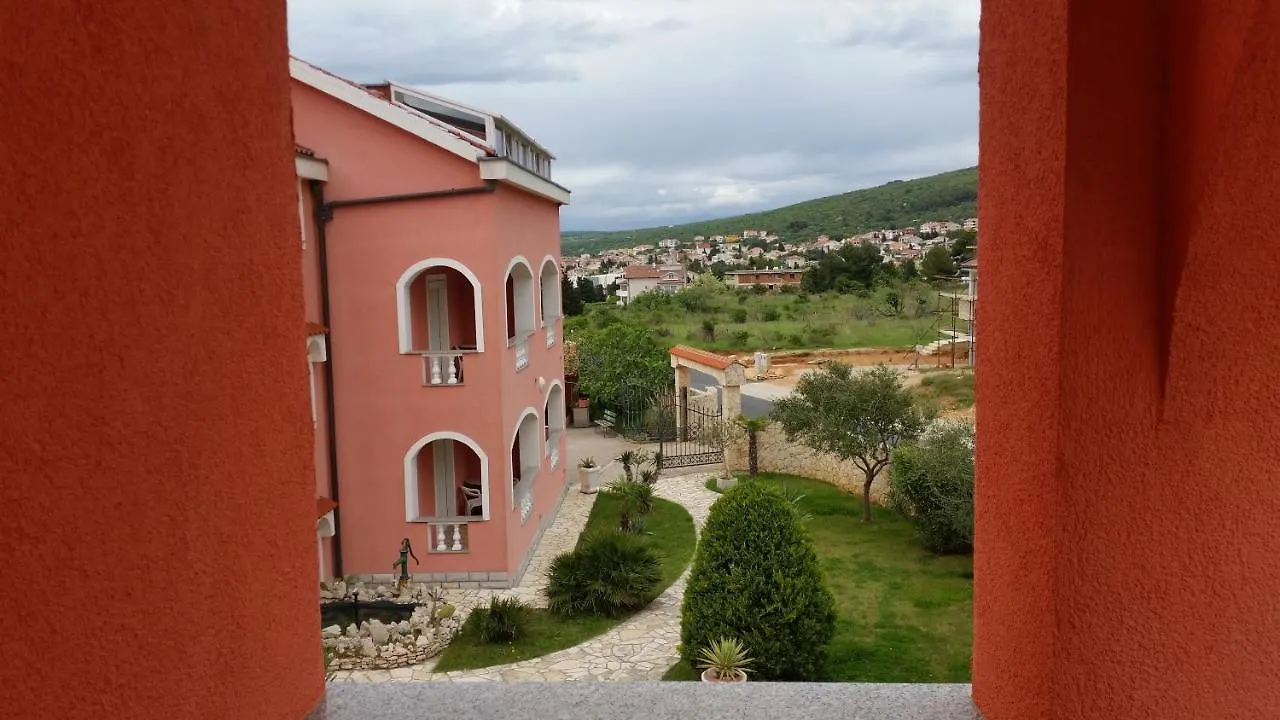 *** فندق مبيت وإفطار بونات B&B La Perla كرواتيا