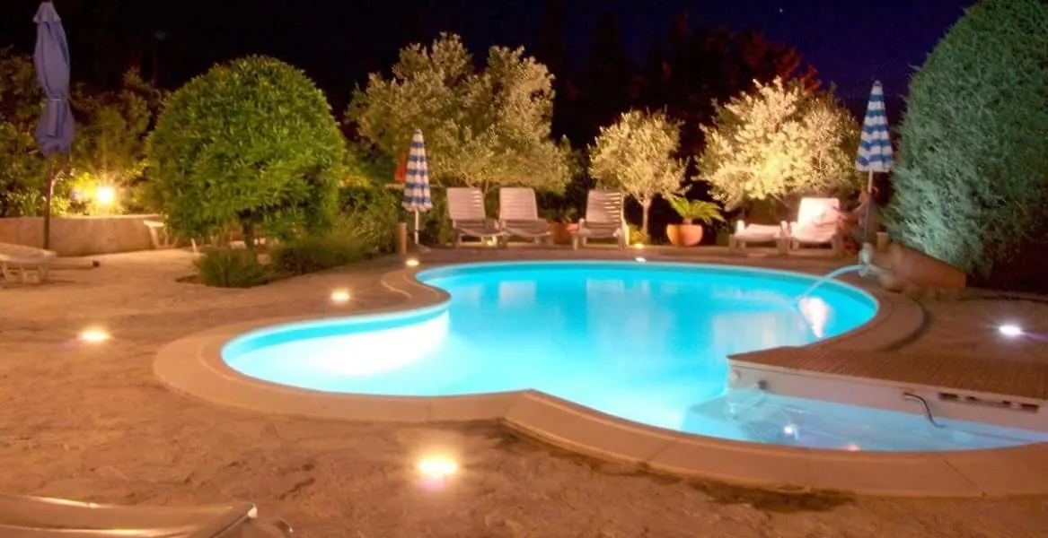 بونات B&B La Perla 3*,