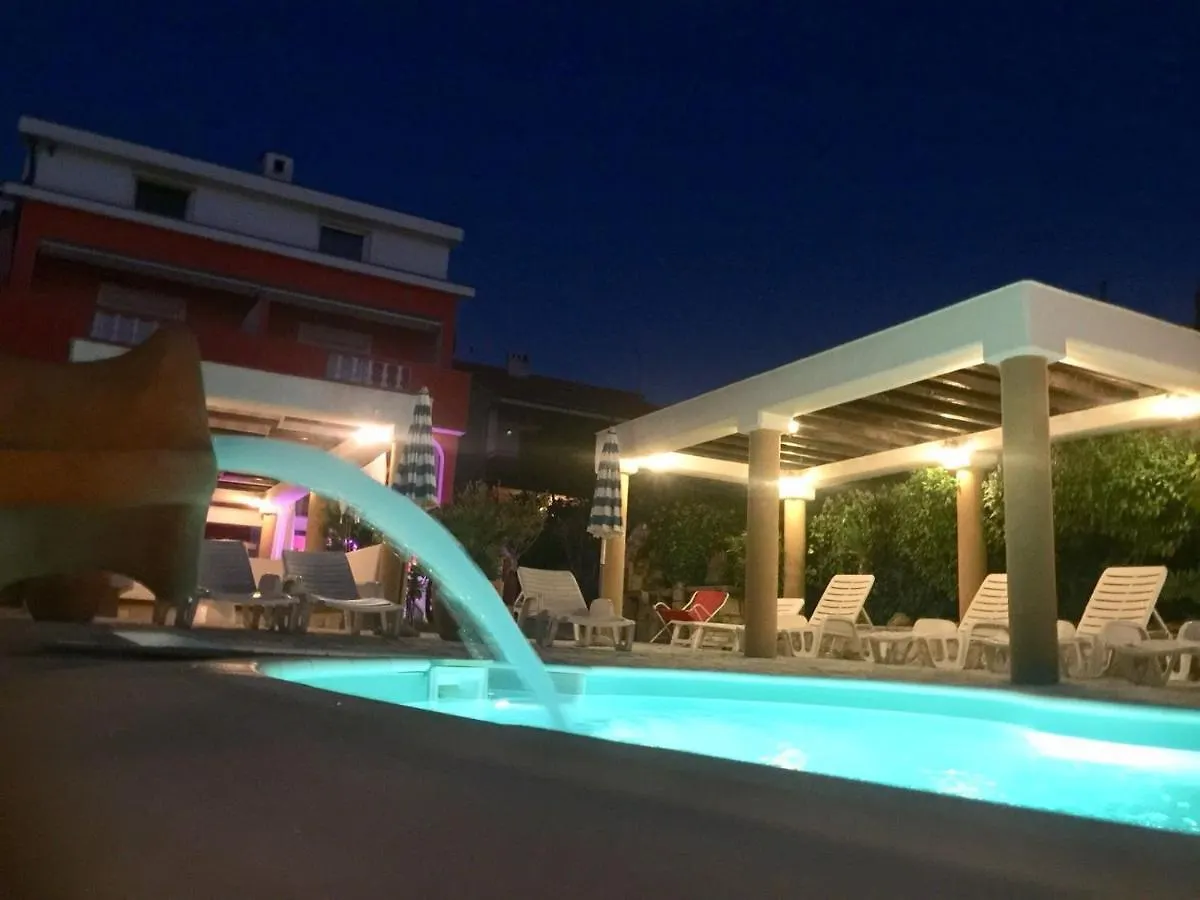 B&B La Perla Punat Oda ve Kahvaltı
